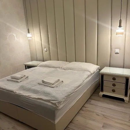 Pensionat Pension Velky Meder 3*